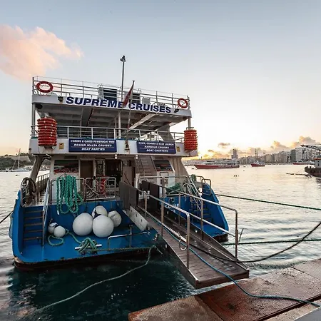 Ferries 4br Spacious With Bbq, Outdoor By 360 Estates Lägenhet