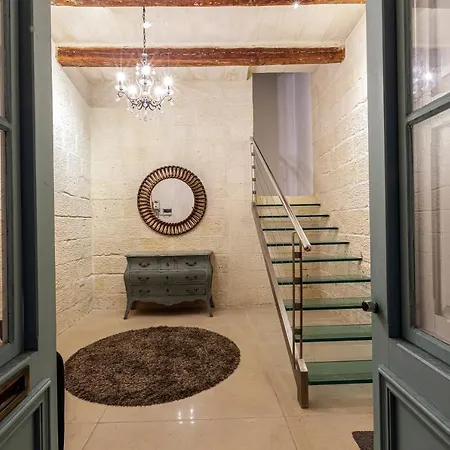 Appartement Ferries 4br Spacious With Bbq, Outdoor By 360 Estates